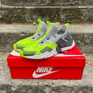 Nike Air Huarache Drift